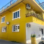 Cozy Centrally Located Room For Two 1, 10 Min Walk From City Center