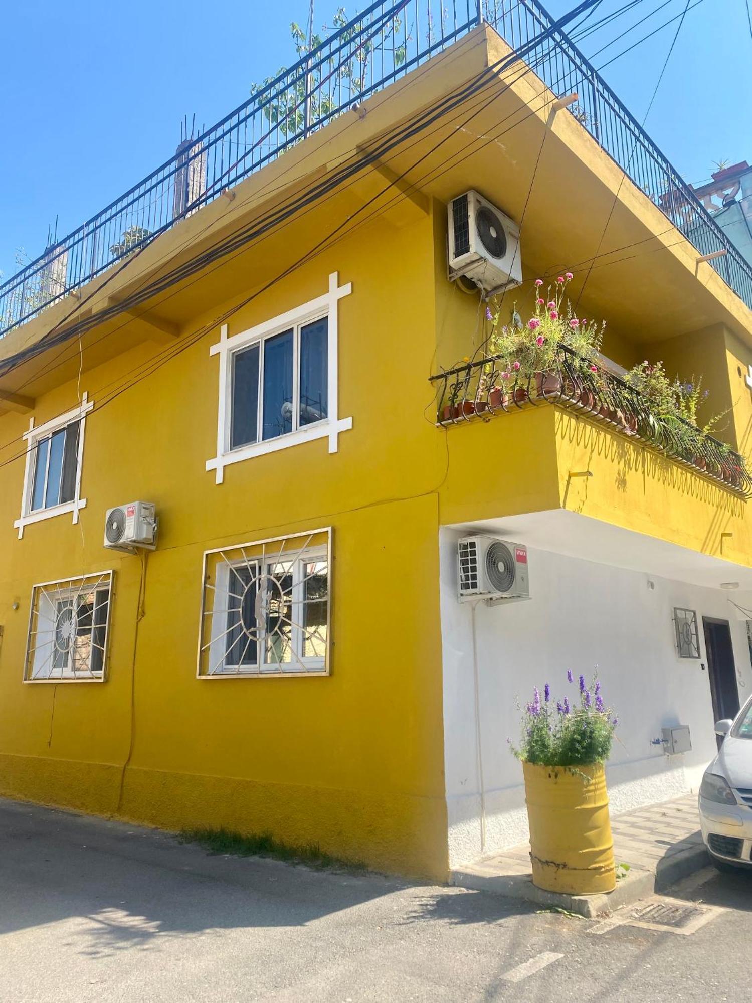 Cozy Centrally Located For Two 1, 10 Min Walk From Center