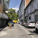 Cozy Centrally Located Room For Two 1, 10 Min Walk From City Center