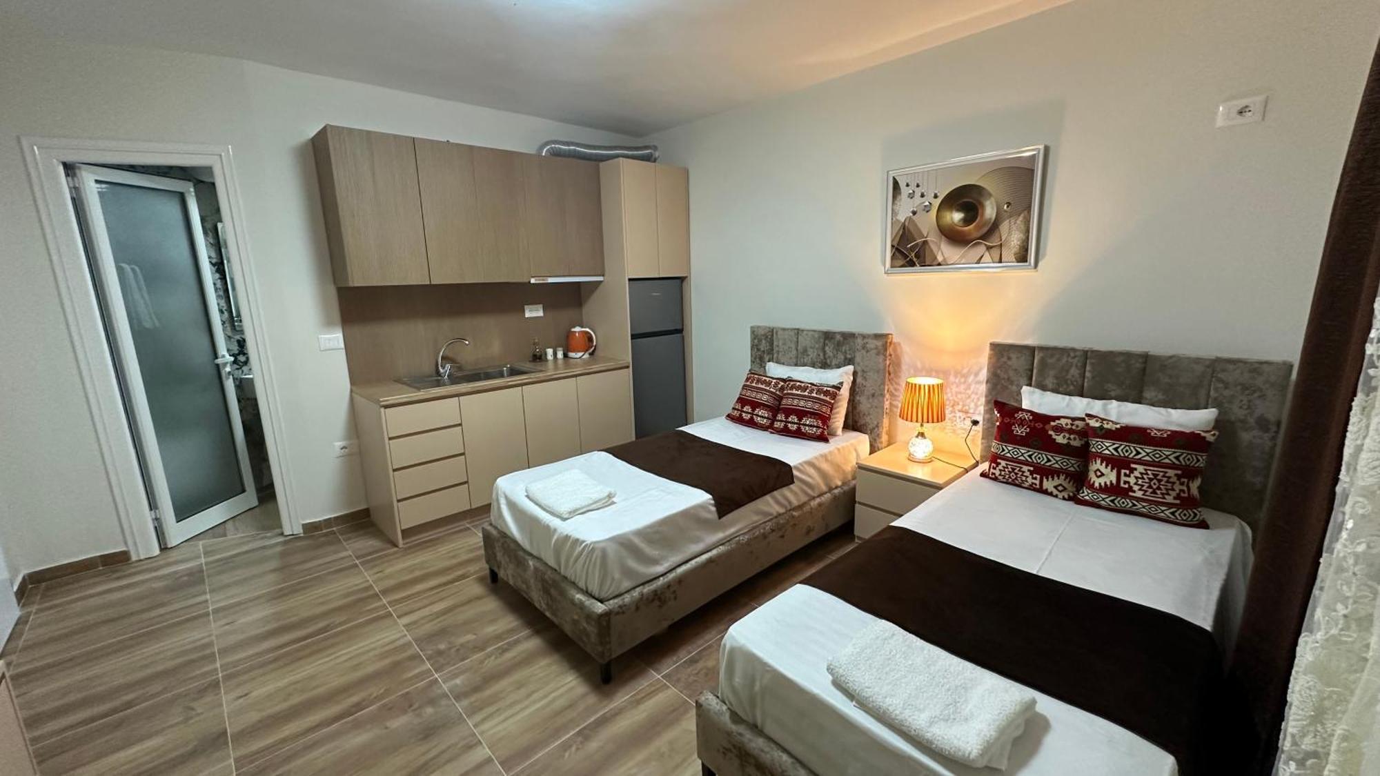 Cozy Centrally Located For Two 1, 10 Min Walk From Center *