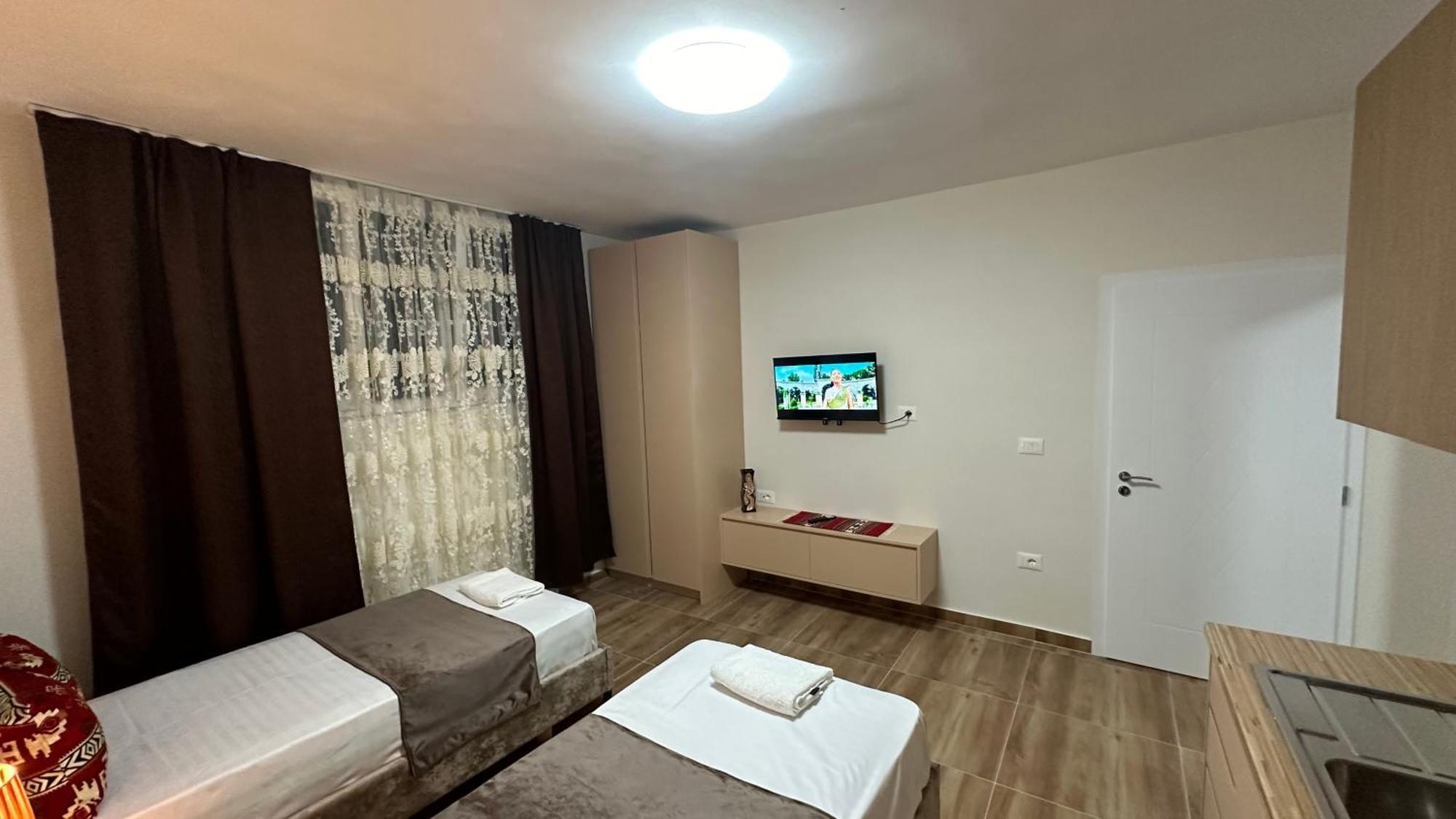 Cozy Centrally Located For Two 1, 10 Min Walk From Center Appartamento