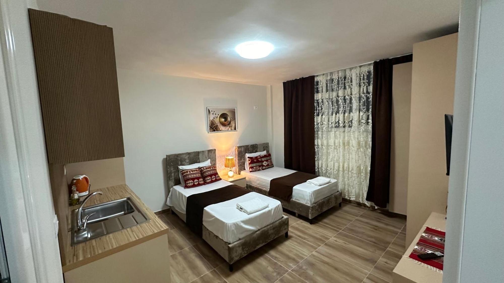 Cozy Centrally Located For Two 1, 10 Min Walk From Center Appartamento