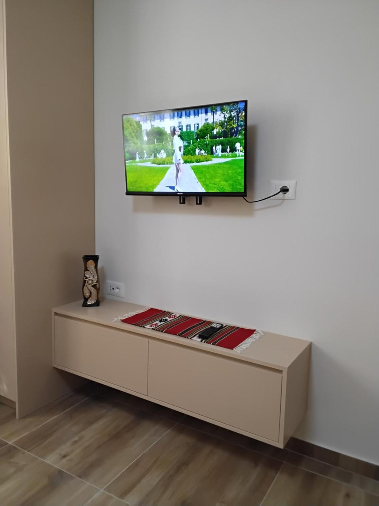 Apartamento Cozy Centrally Located For Two 1, 10 Min Walk From Center *